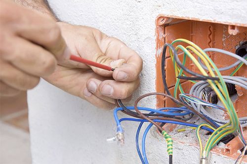 Cabling and lighting in Otautau