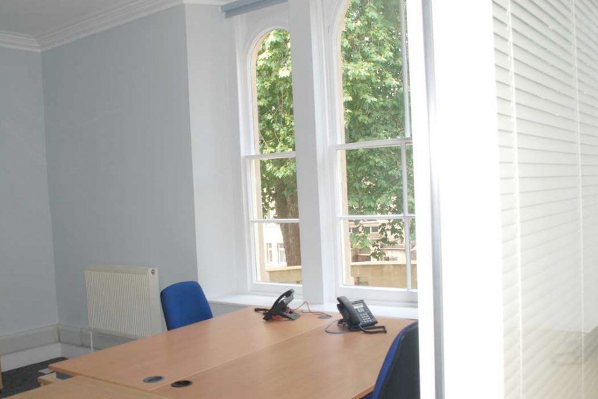 University of Bristol Whiteladies road office space and windows office refurbishment