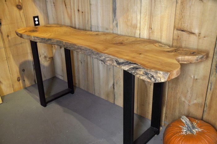 Computer desk
