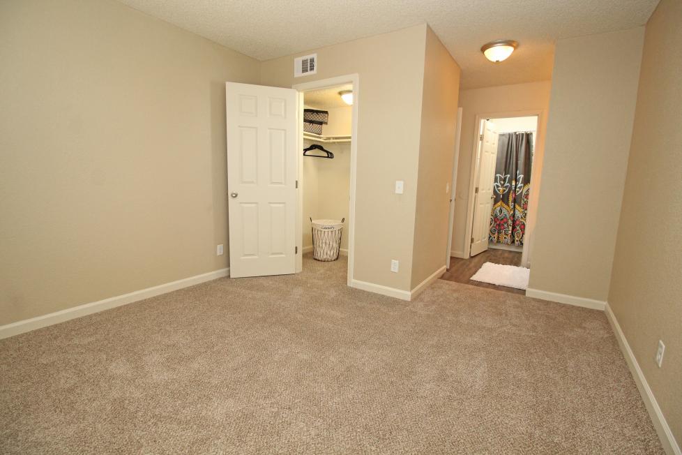 Shadow Ridge - Master Bedroom