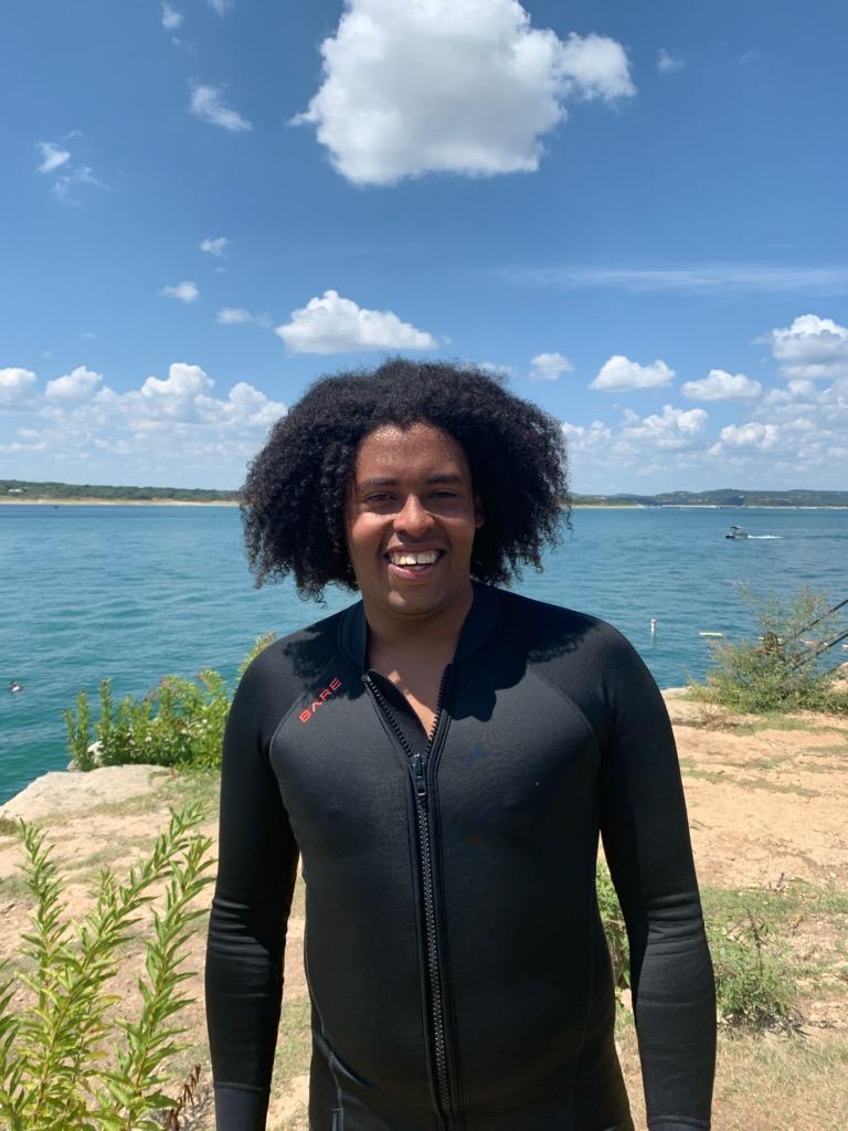 PADI Divemaster Lorenzo Porter