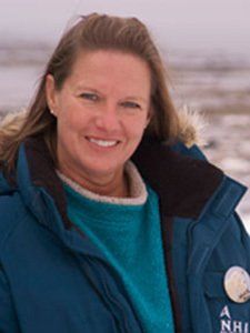 PADI Instructor Vickie Coker