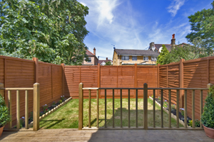 Fence repairs