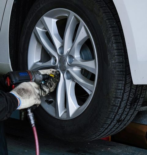 Auto Glass Replacement — Tire Repair in Springfield, IL Auto Glass Replacement — Tire Repair in Springfield, IL