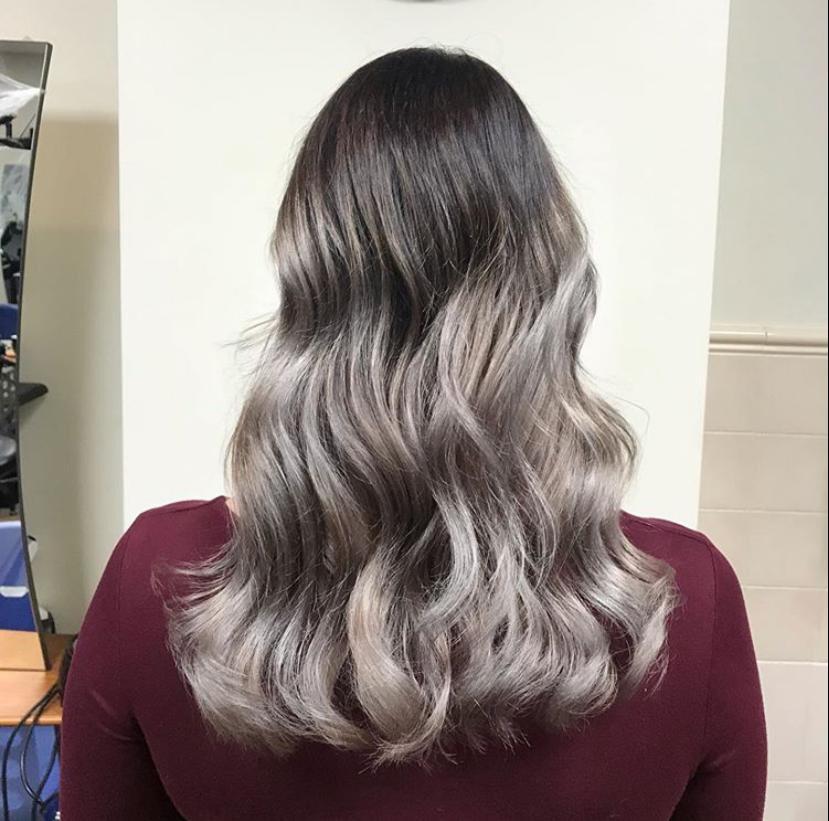 Women's hairstyle