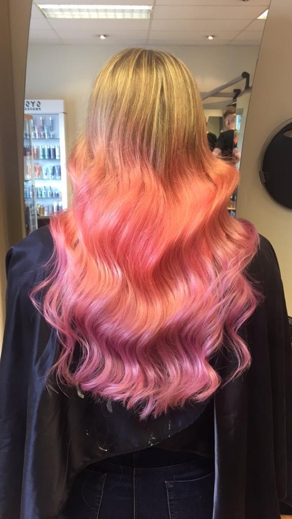 Women's hairstyle