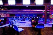 Bowling Alley - Restaurant in Everett, WA