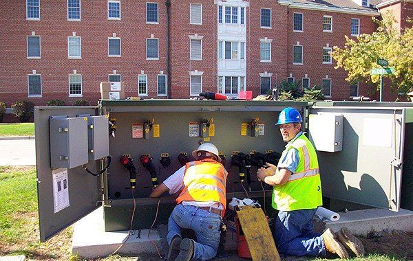 Replace 5kV at Edward Hines 4