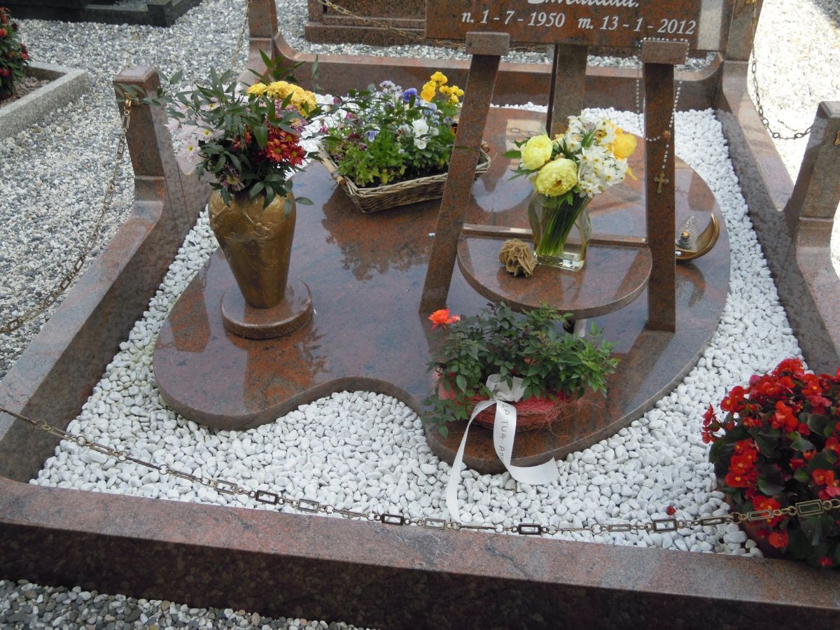 Decorazione funeraria cimitero in marmo