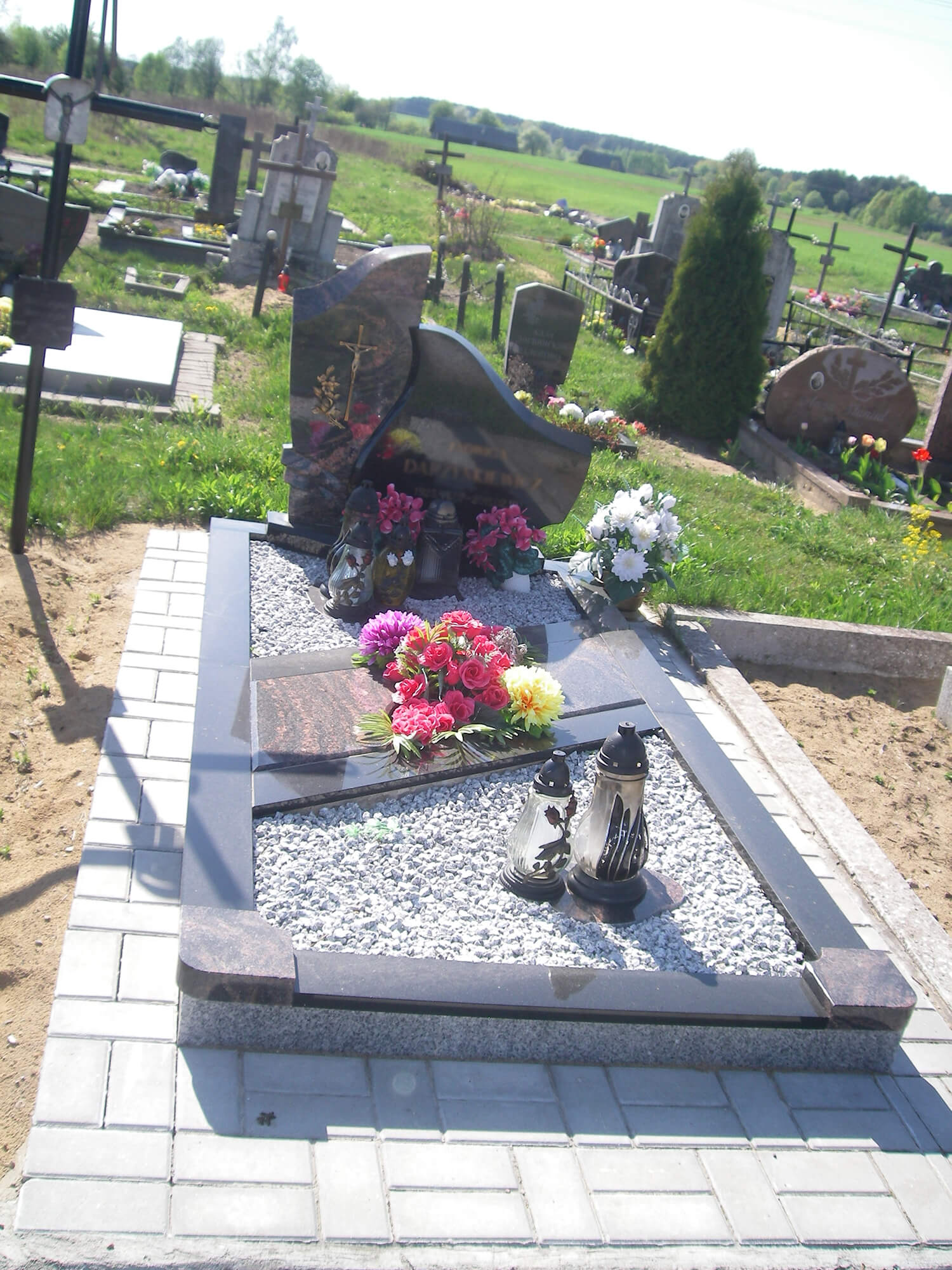 Prace wykonane przez jasiunupaminklai.lt