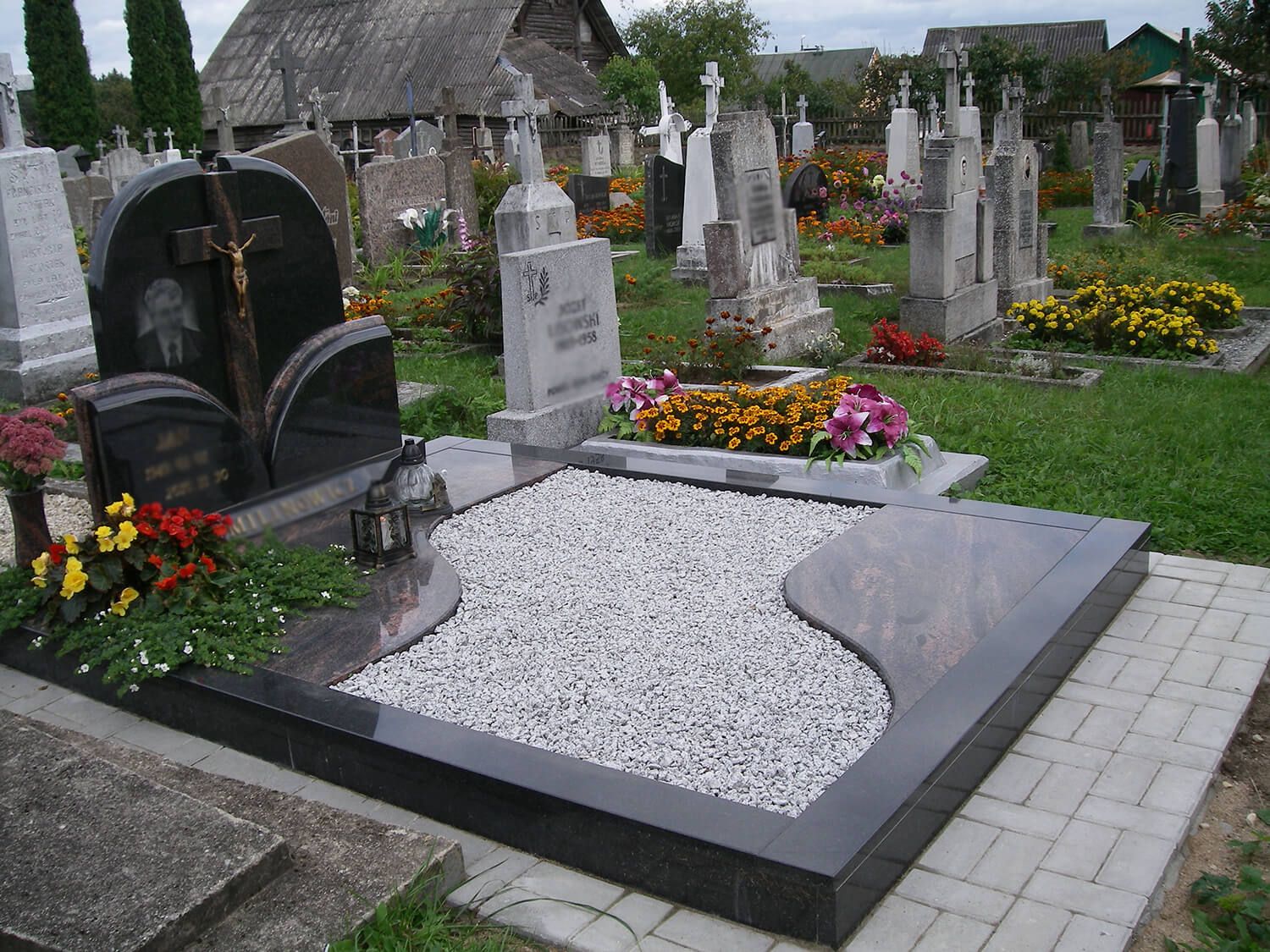 Prace wykonane przez jasiunupaminklai.lt