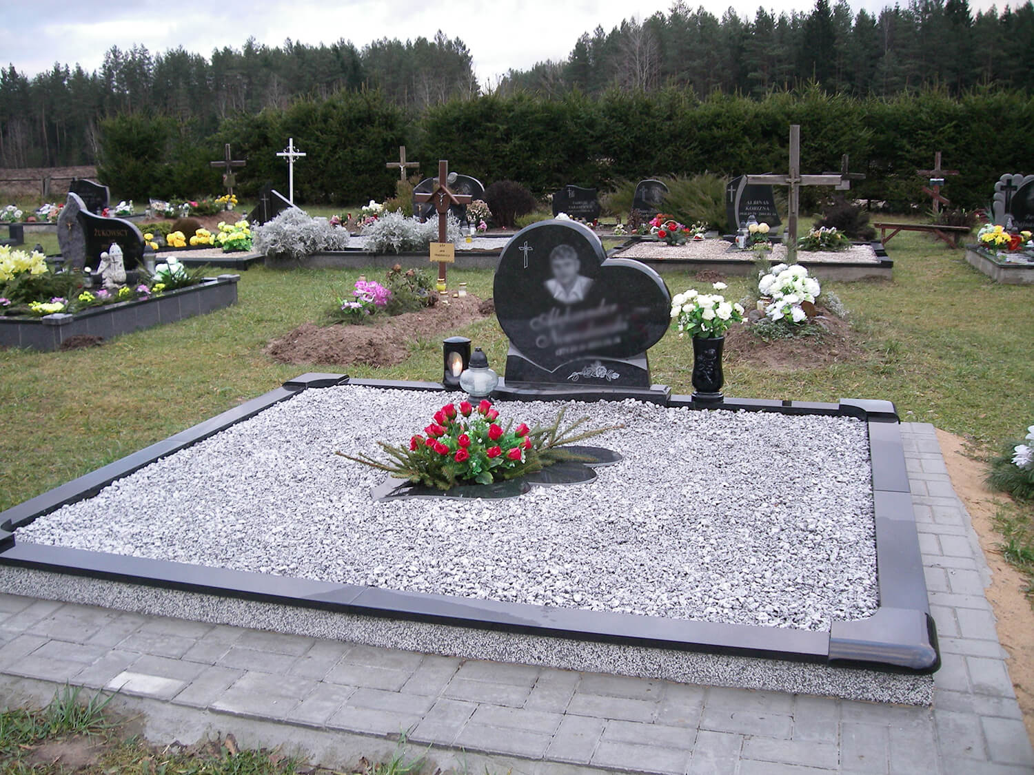 Prace wykonane przez jasiunupaminklai.lt