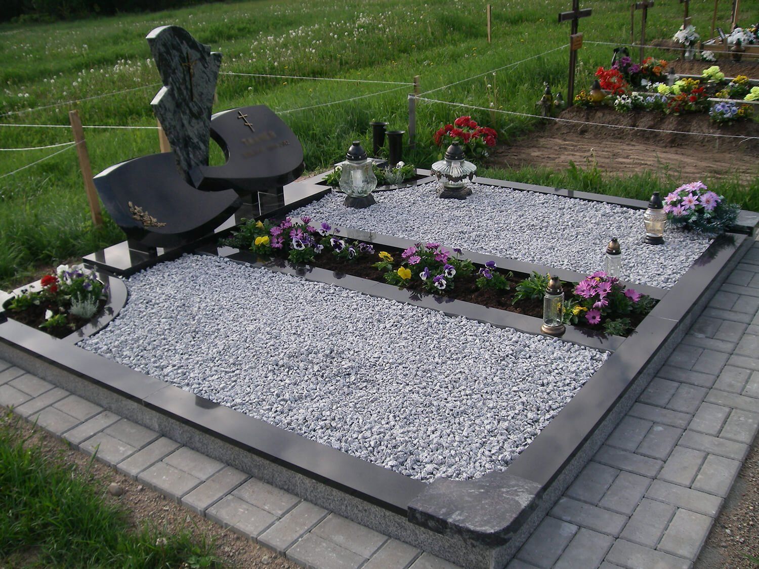 Prace wykonane przez jasiunupaminklai.lt
