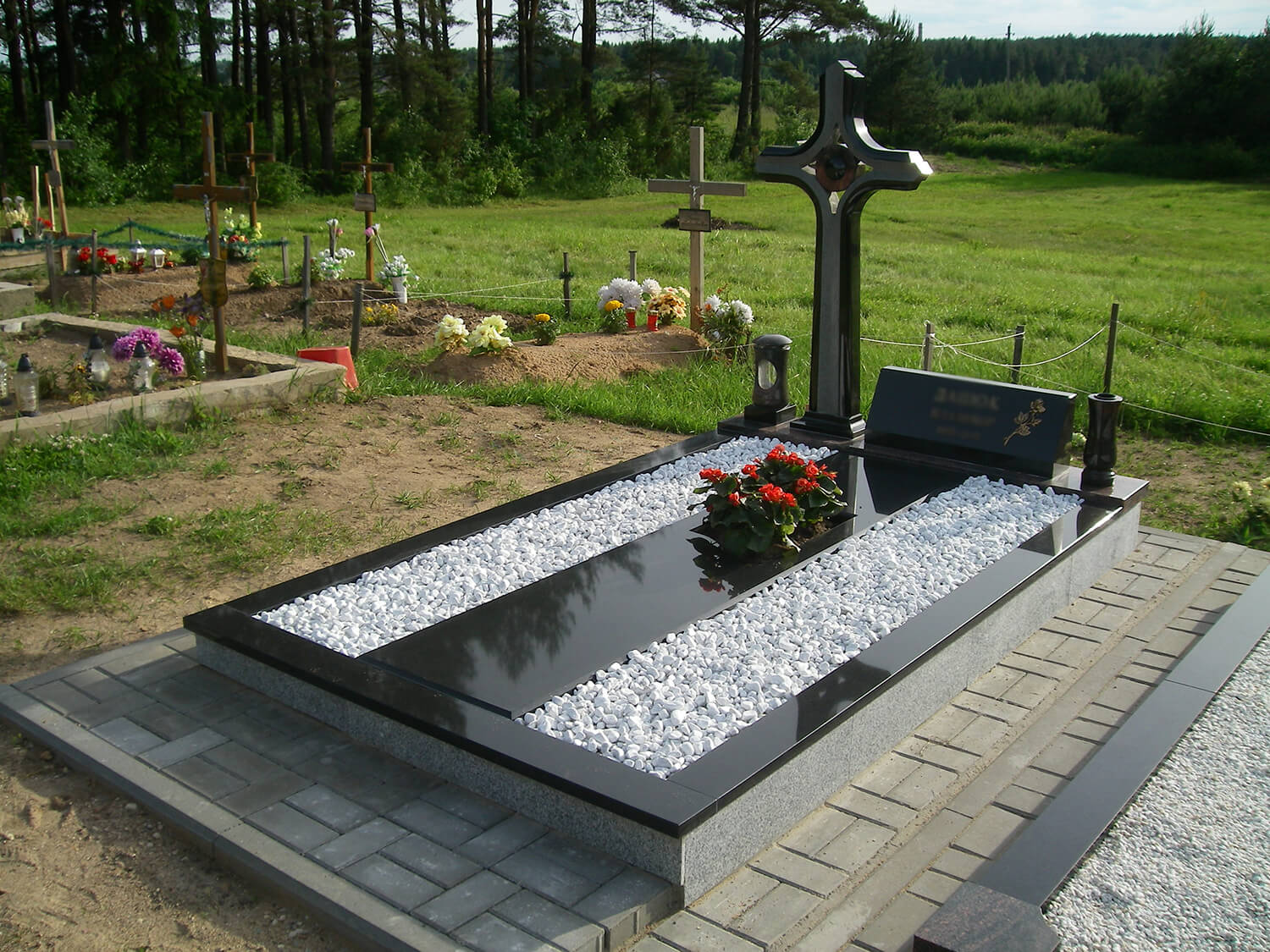 Prace wykonane przez jasiunupaminklai.lt