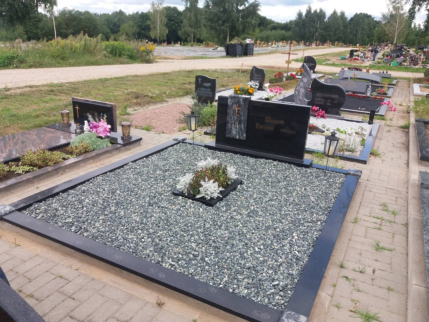 Prace wykonane przez jasiunupaminklai.lt