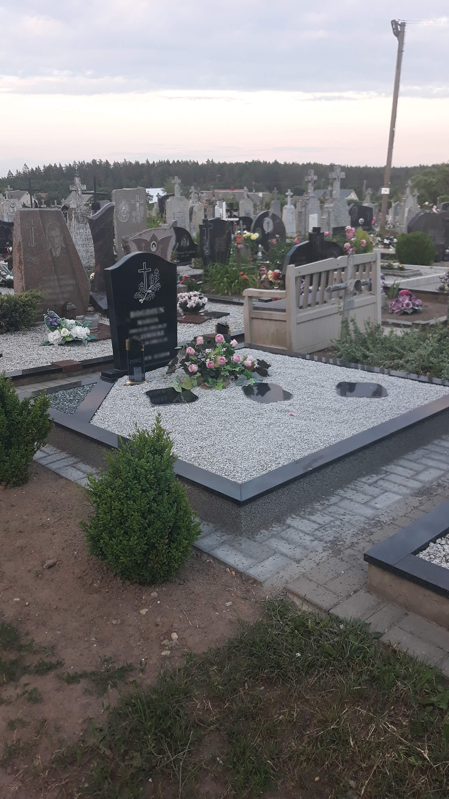 Prace wykonane przez jasiunupaminklai.lt