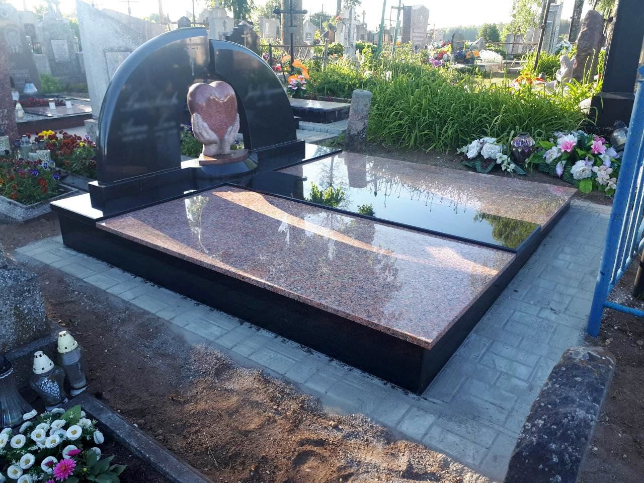Prace wykonane przez jasiunupaminklai.lt