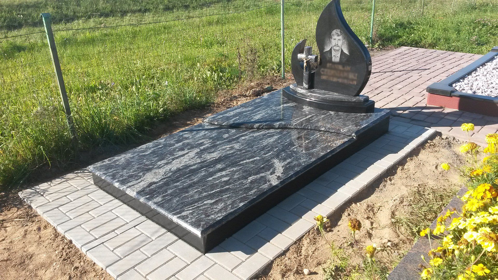 Prace wykonane przez jasiunupaminklai.lt