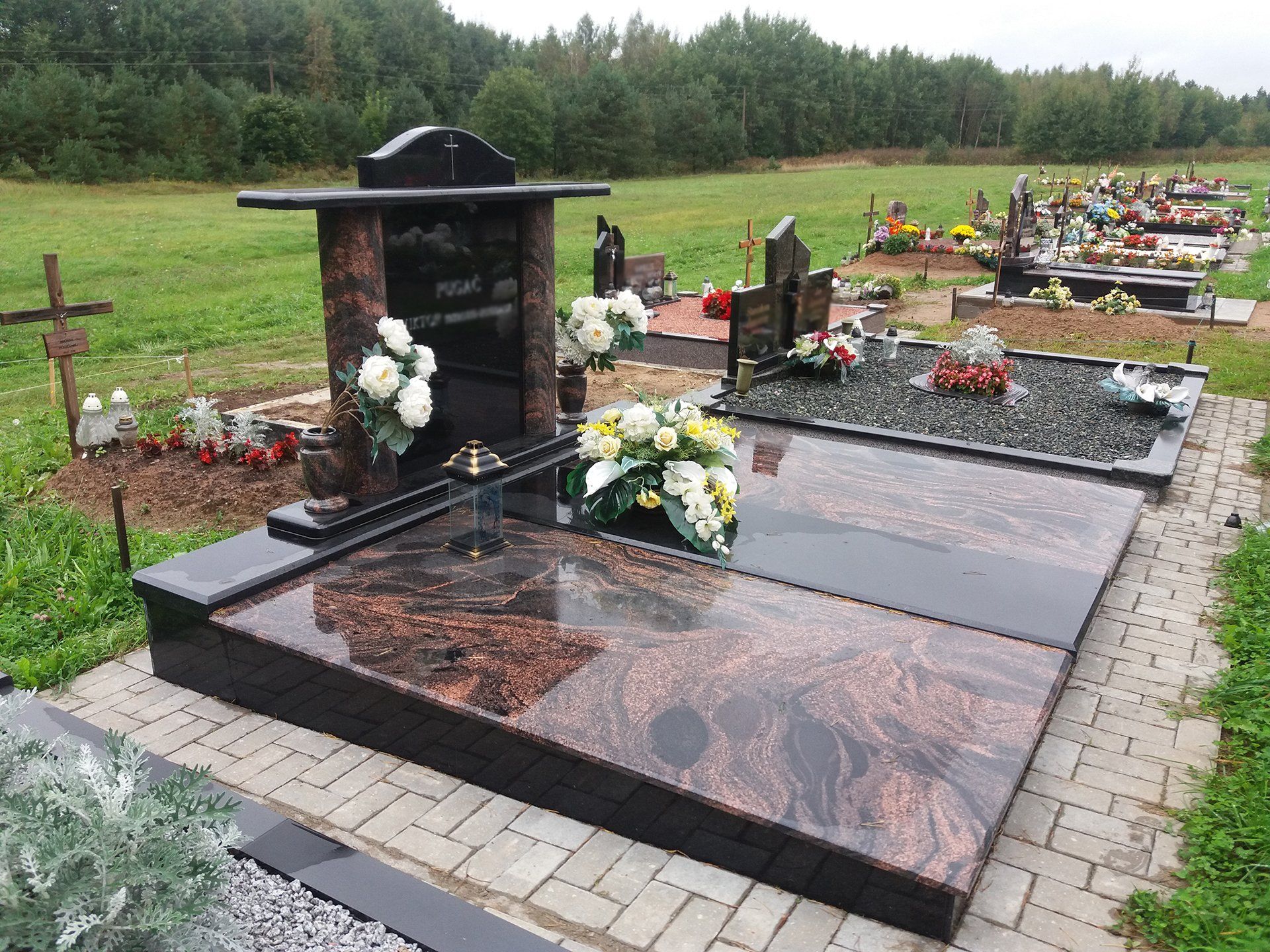 Prace wykonane przez jasiunupaminklai.lt