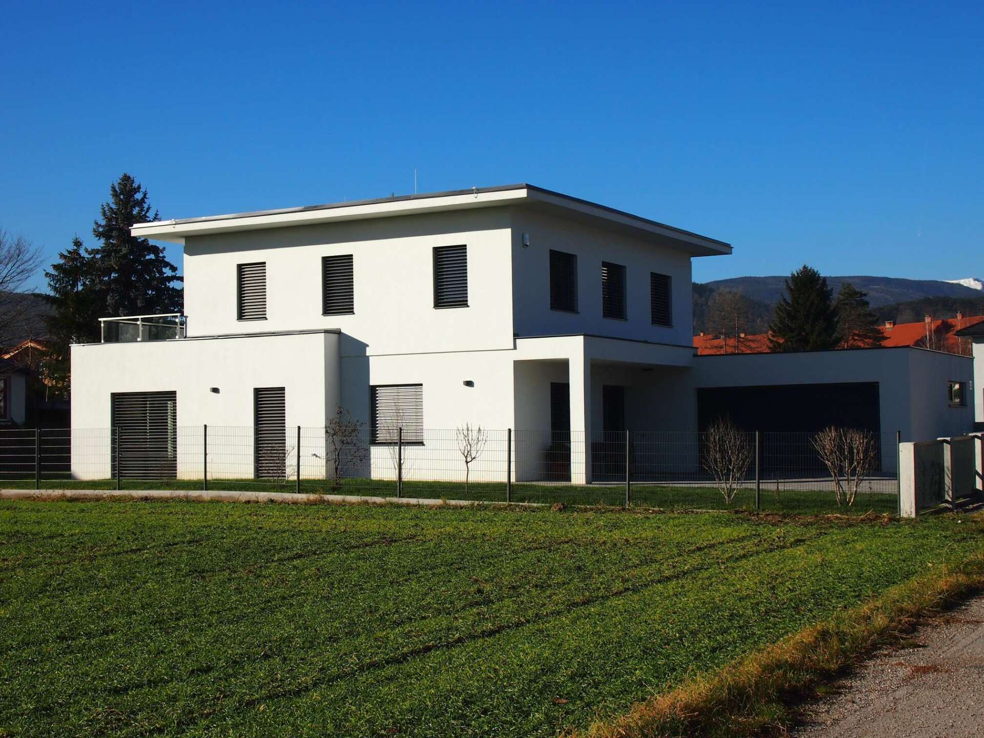 weiße Fassade