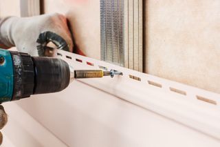 house side repair worker