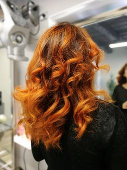 capelli rossi ricci