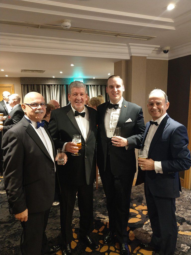 Guests enjoyed a drinks reception prior to dining