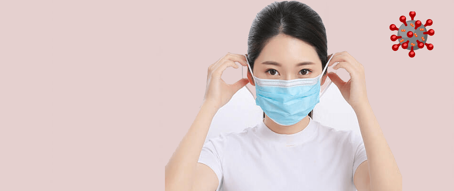 Una mujer lleva una mascarilla médica en la cara.