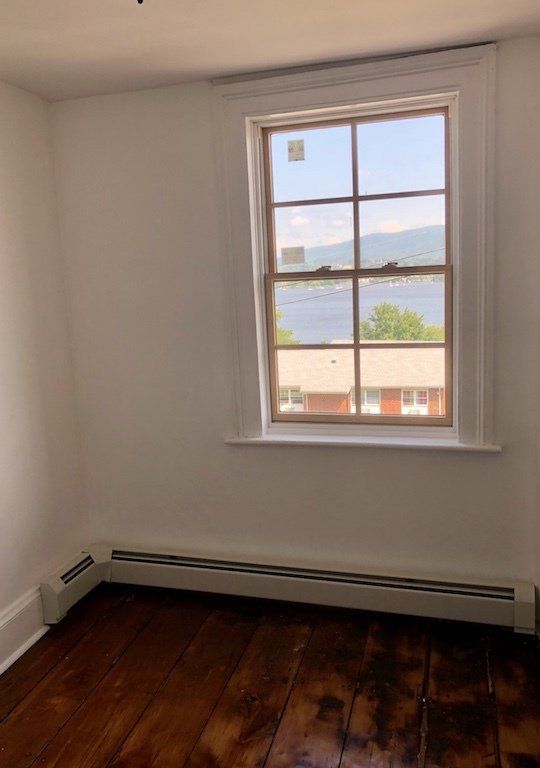 123 Montgomery office nook