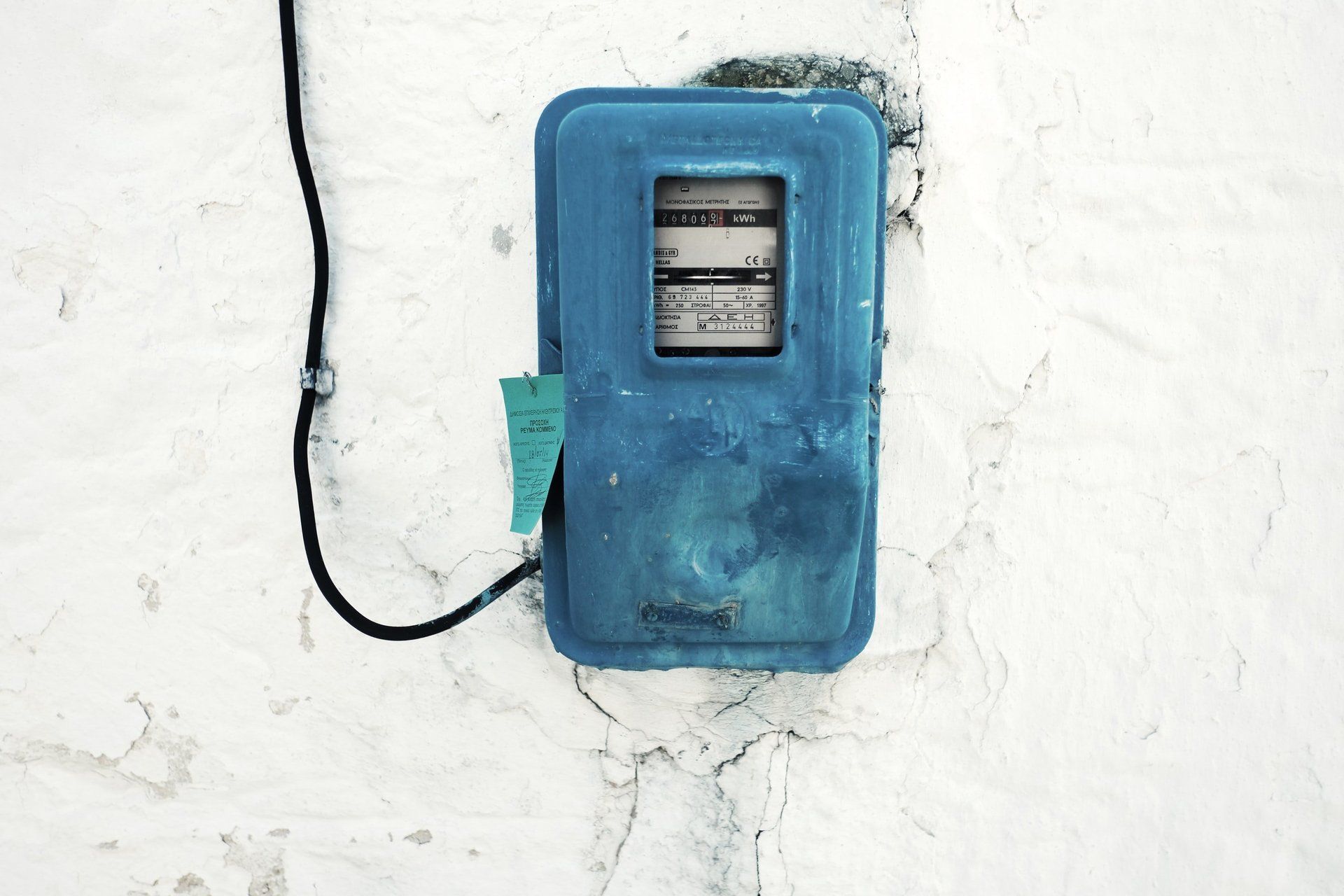 Electrical service, panels, devices, fixtures, bonding & grounding