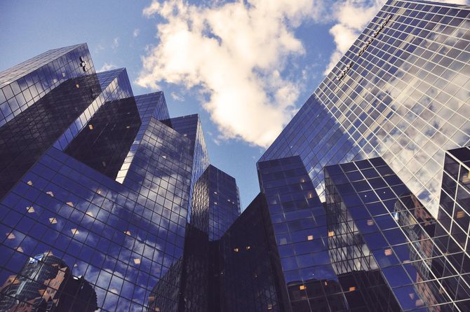 due diligence, études commerciales, d'actifs et de marché