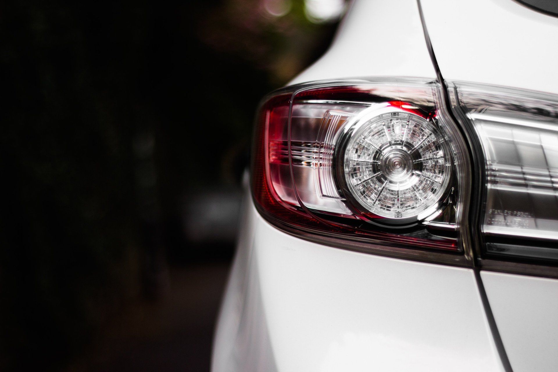 Headlight & Tail Light Services