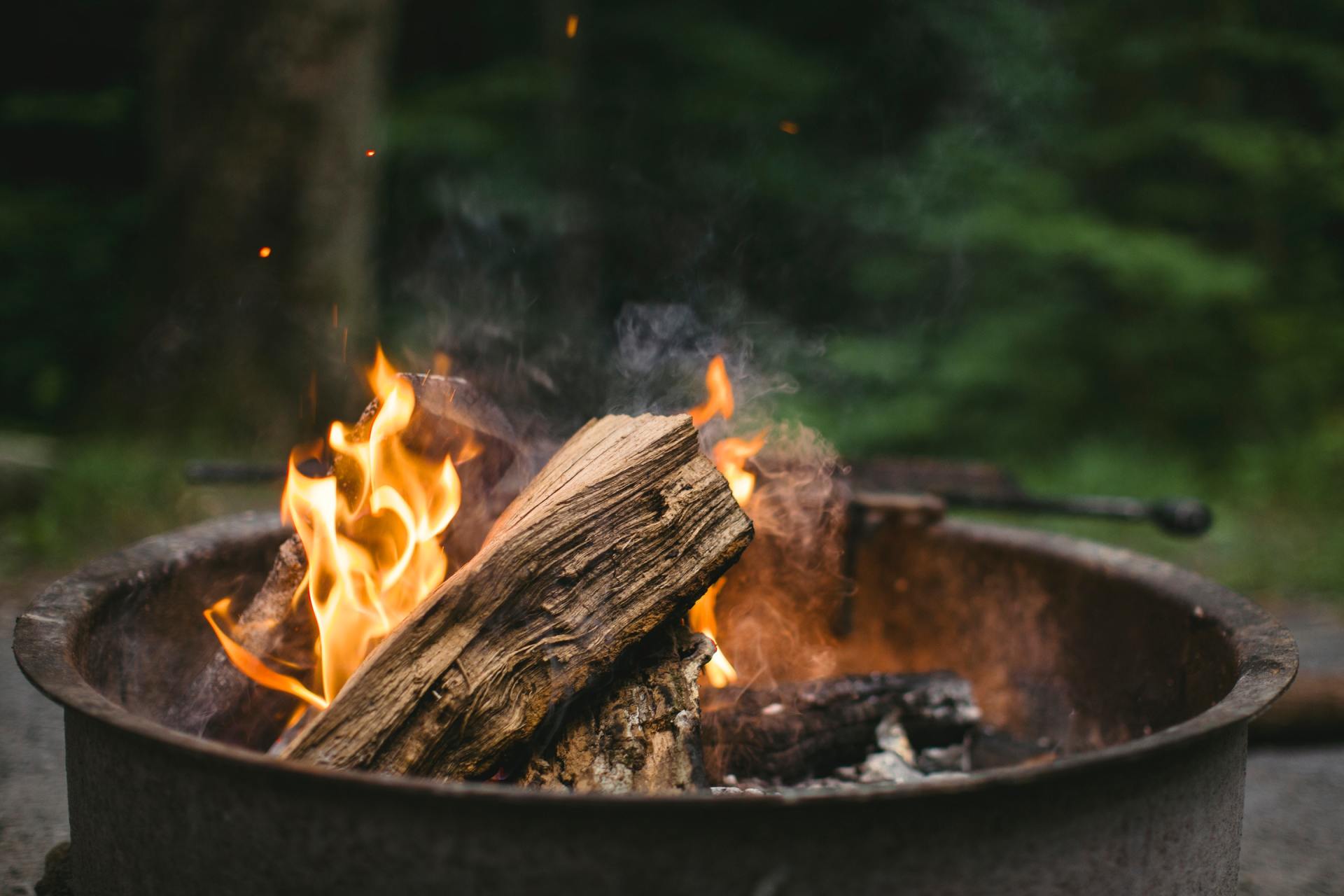 outdoor fire pit