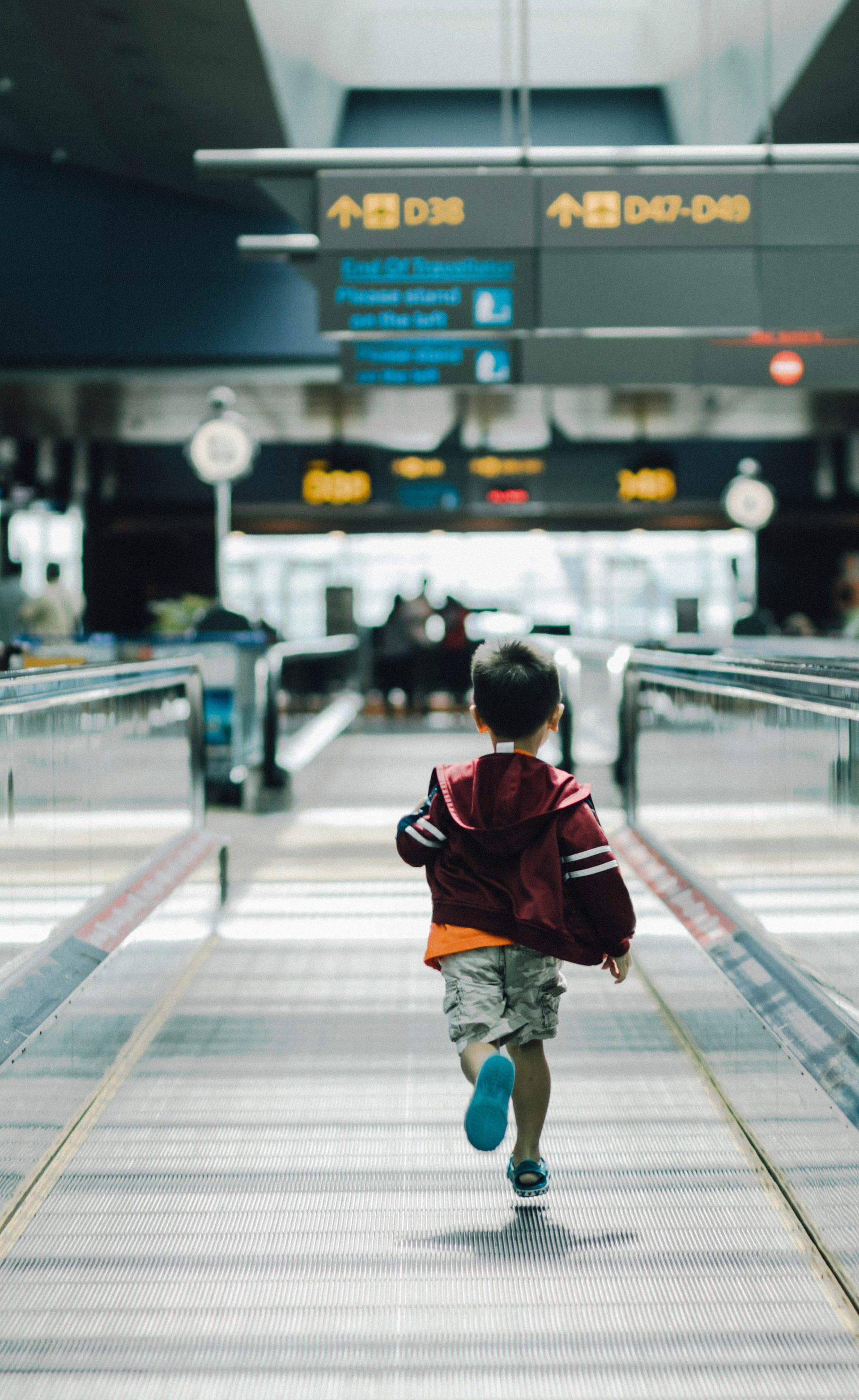 A.M.P. airport taxi transfers from Hinckley to London Gatwick airport