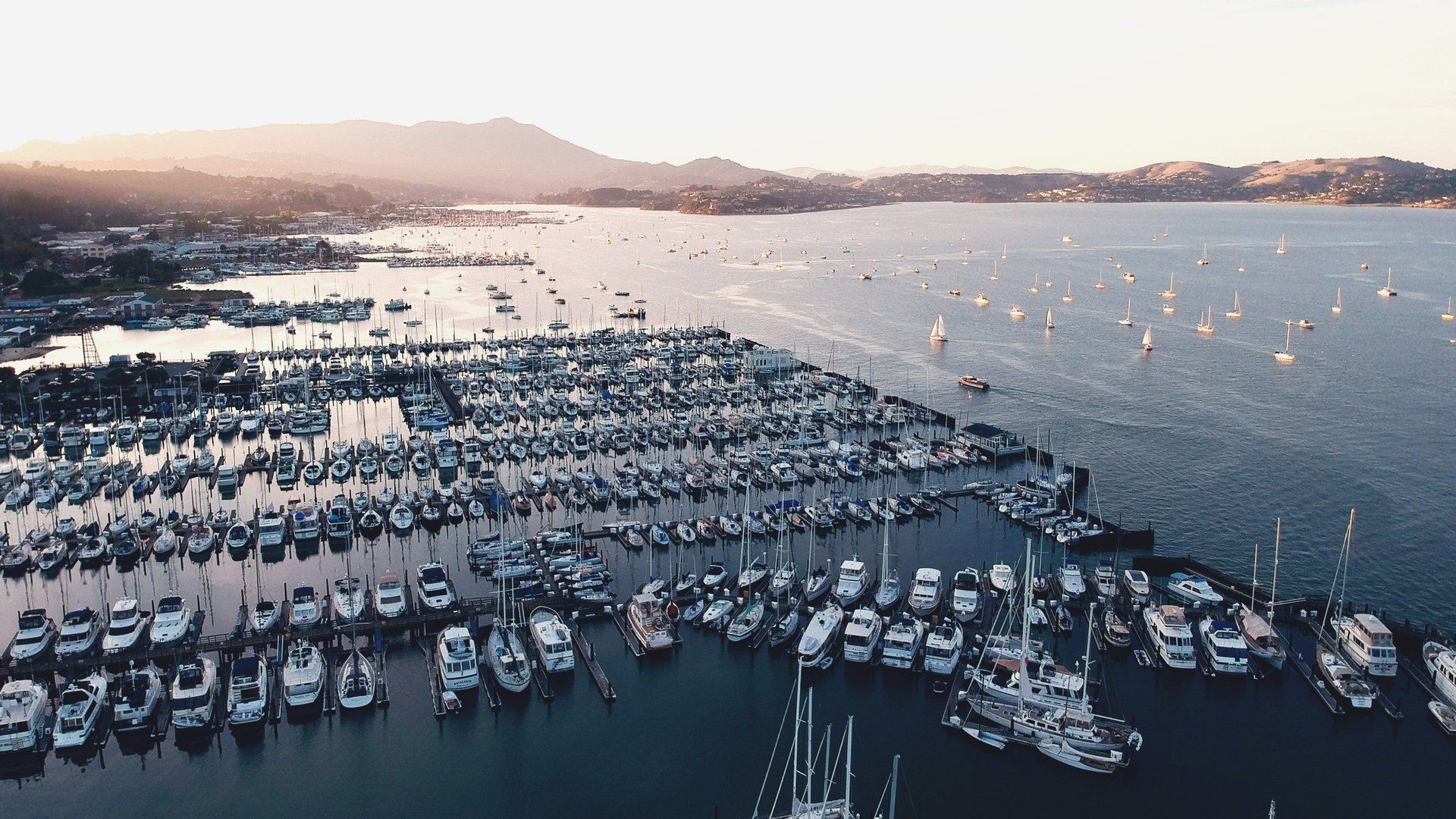 Easy Yacht - Yacht Rental Dubai