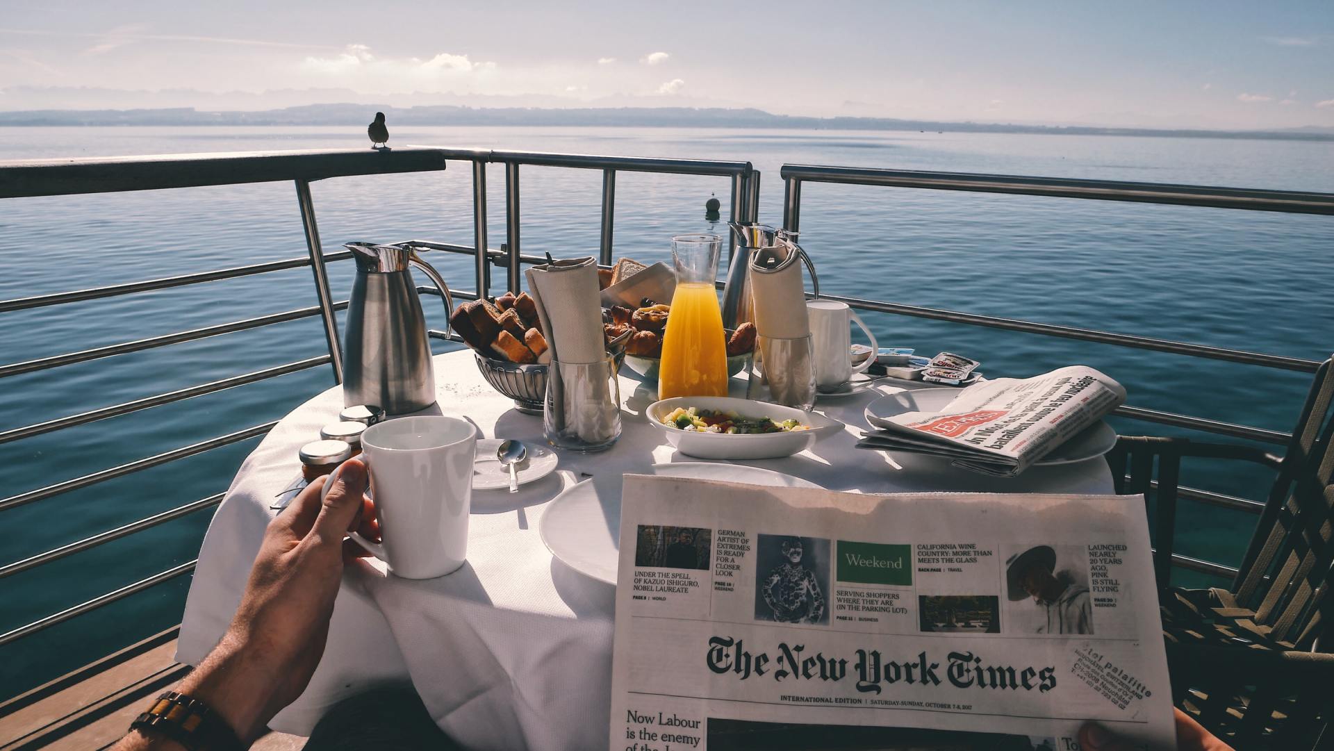 breakfast on cruise ship