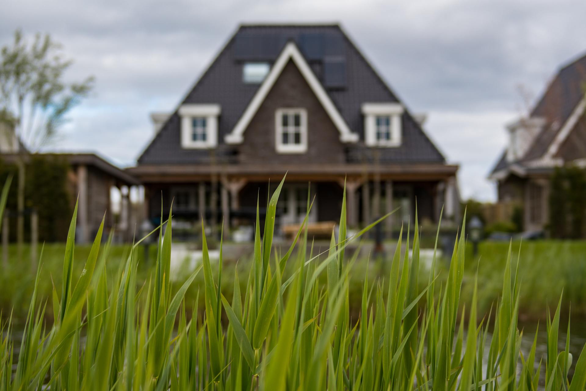 Why you should use an independent insurance agent for your home insurance