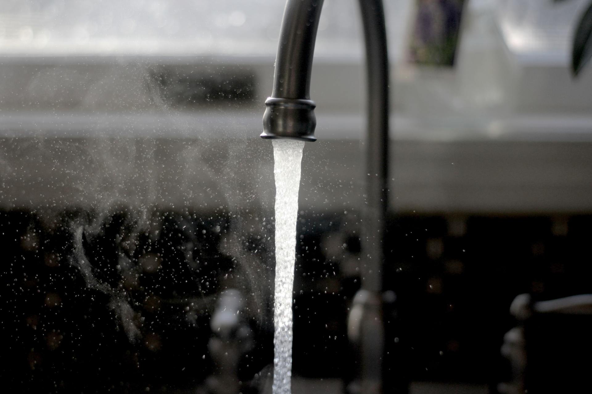 DrainWorks Plumbing Toronto Faucet& Taps Services