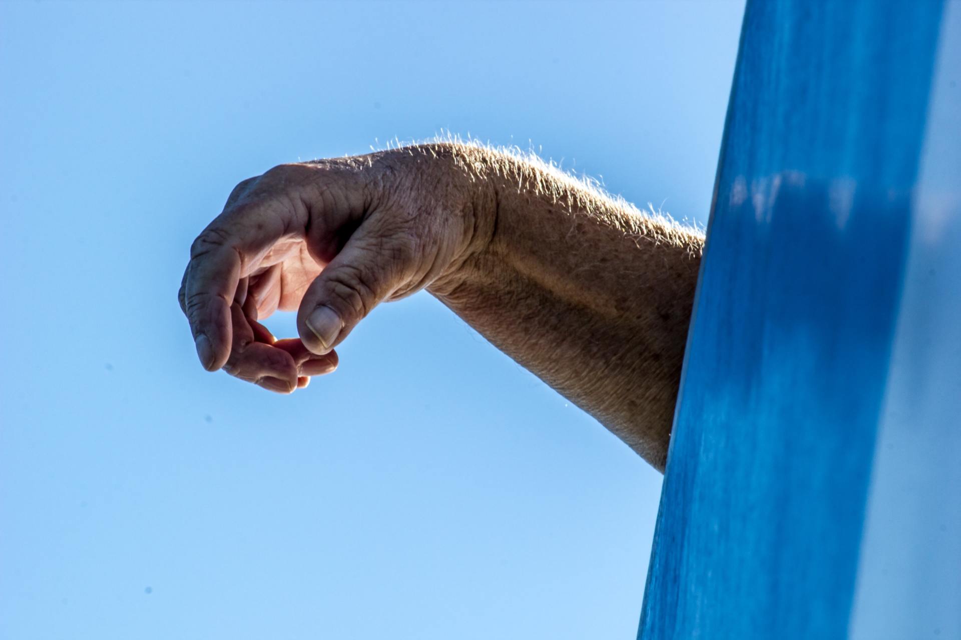 a relaxed male hand