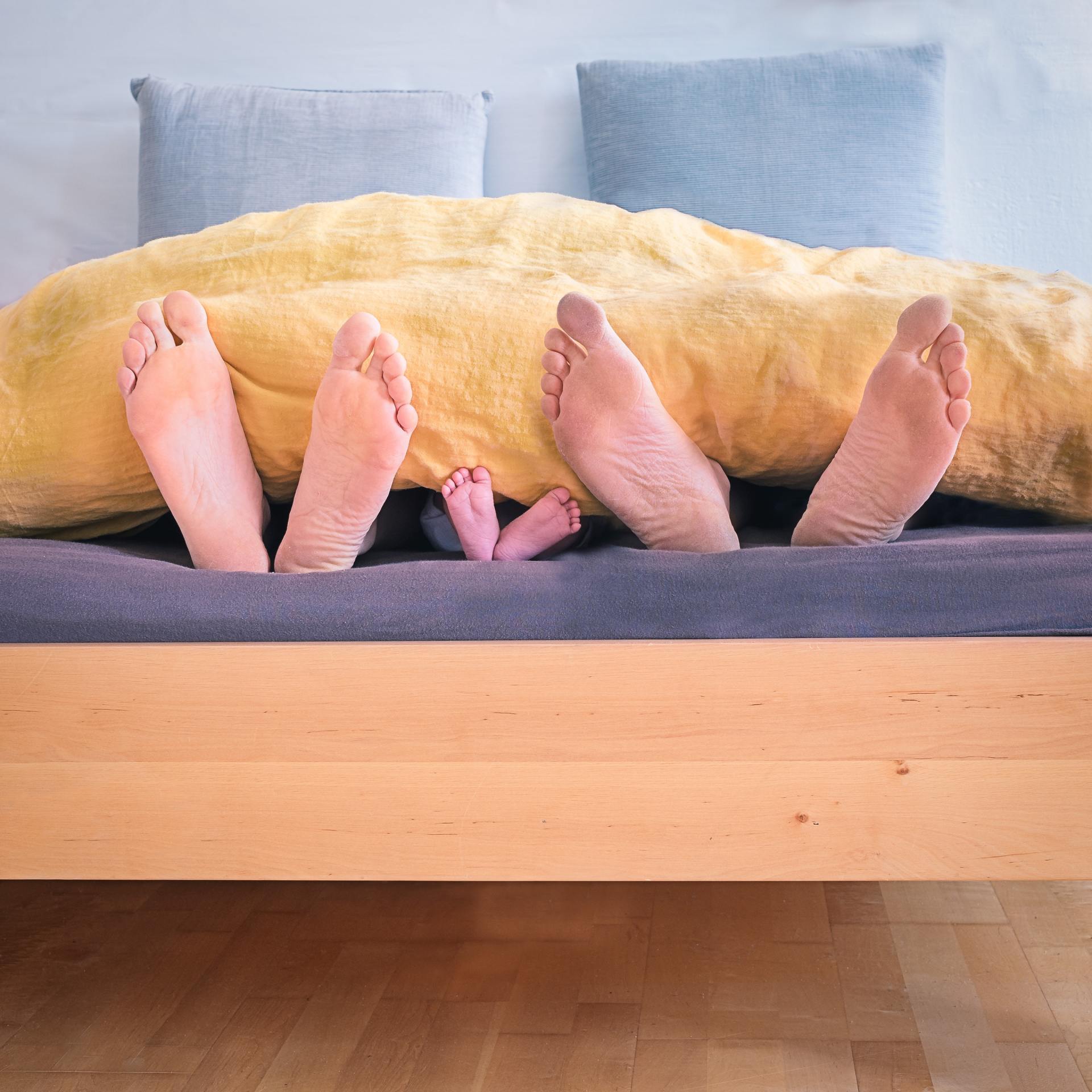 feet in bed