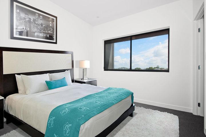 Queen Bed Rentals | Mr Rental