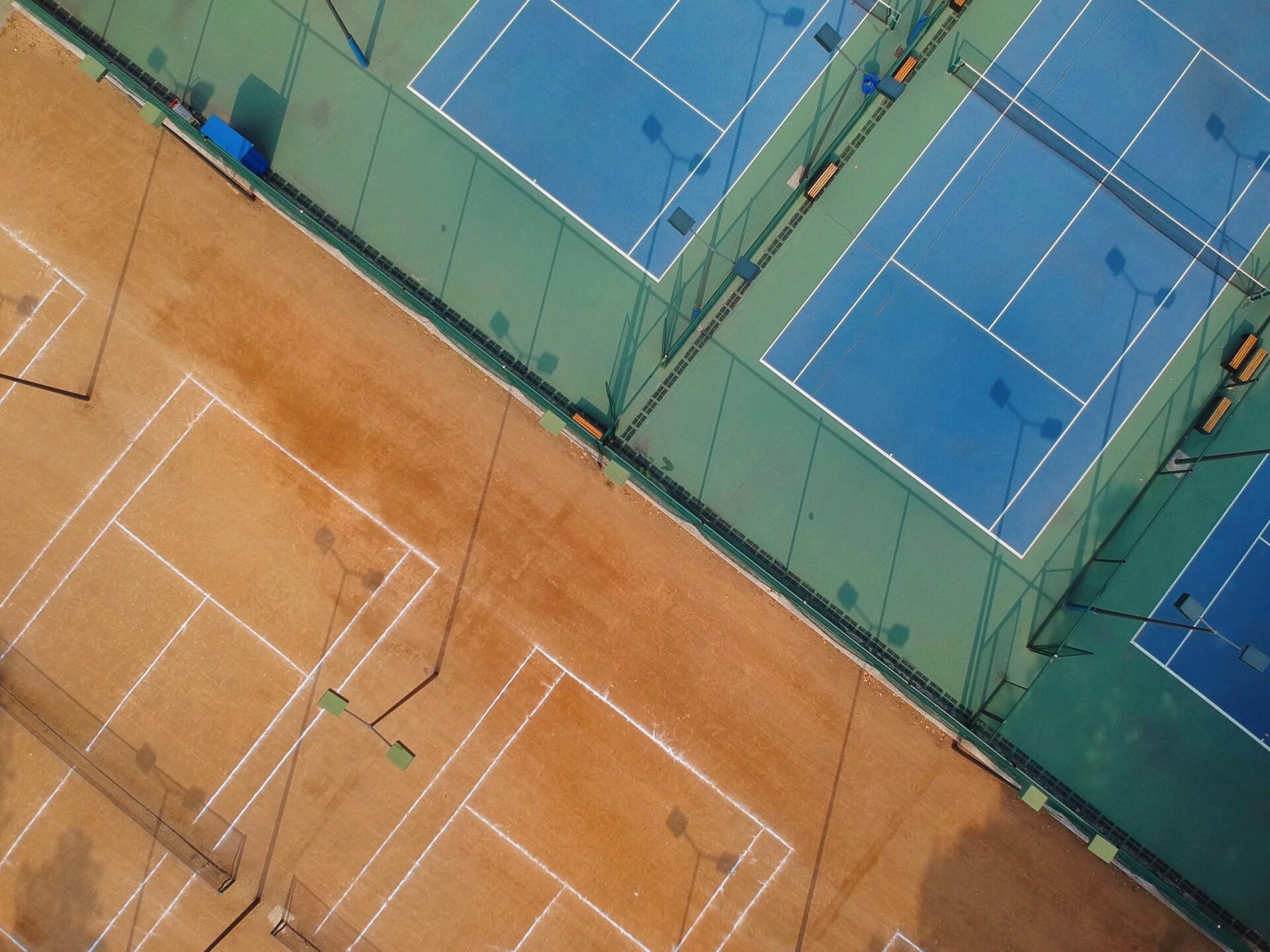 book a tennis court in naremburn