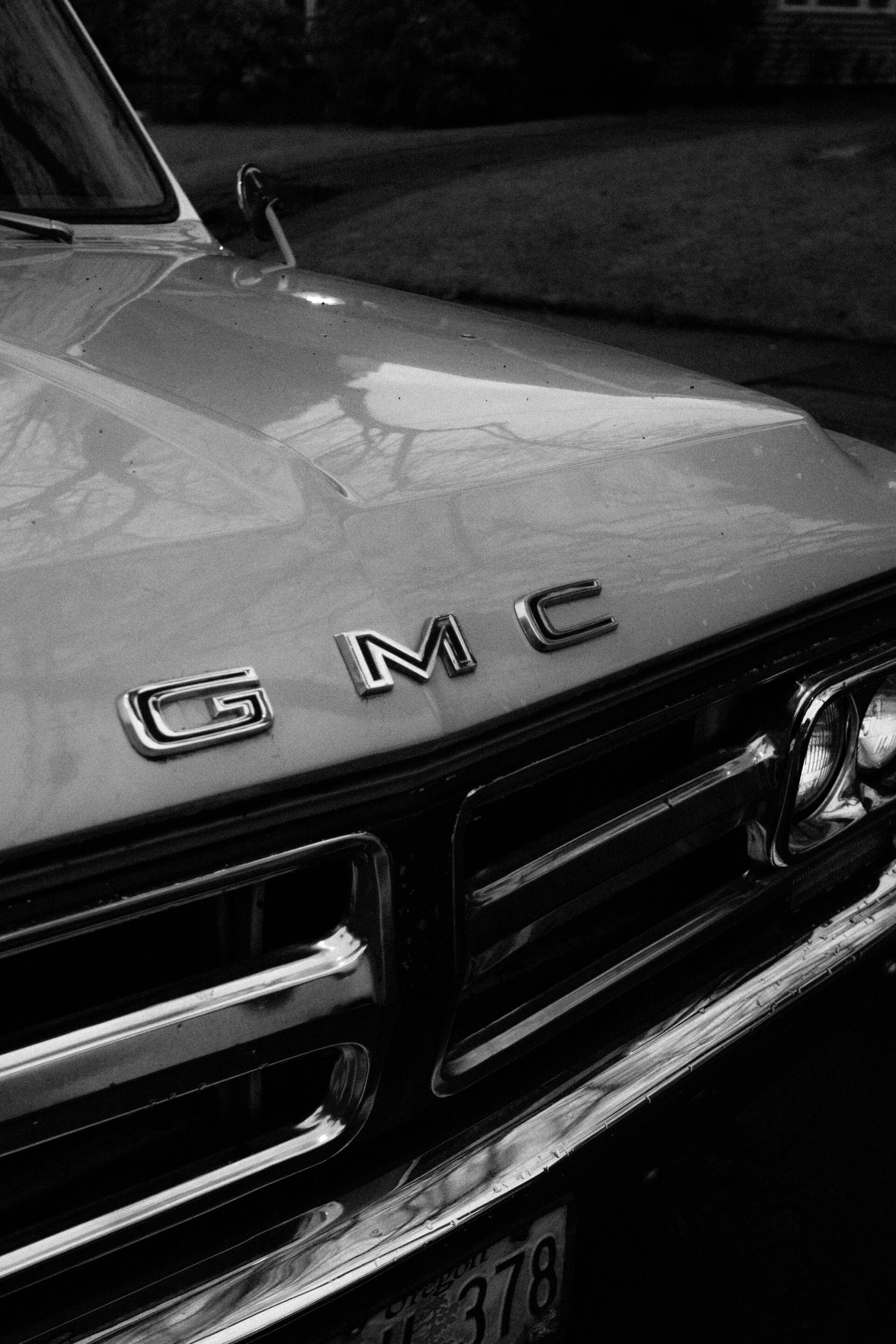 GMC Windshield Replacement Arizona