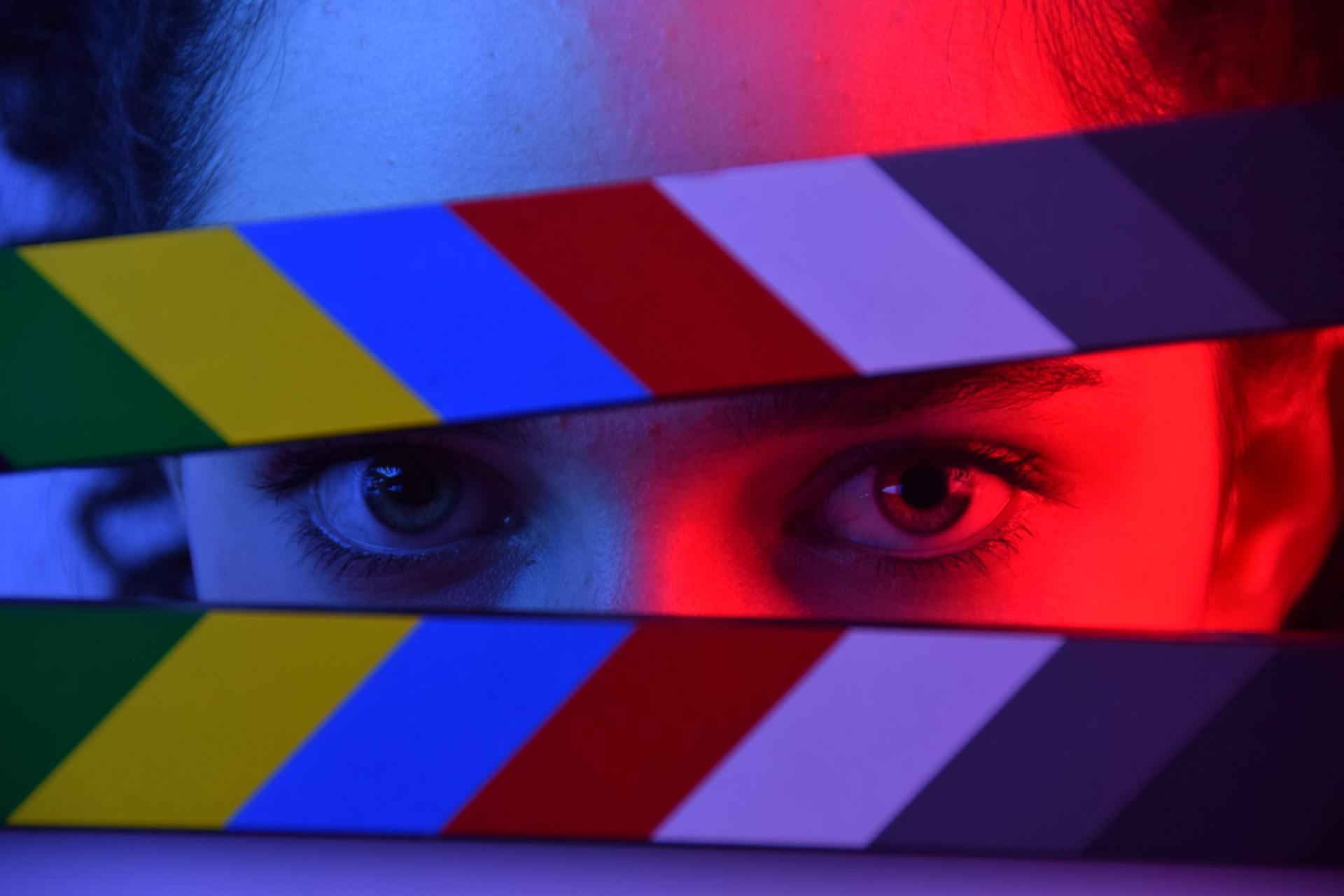 MOVIE & TV SHOW REVIEWS