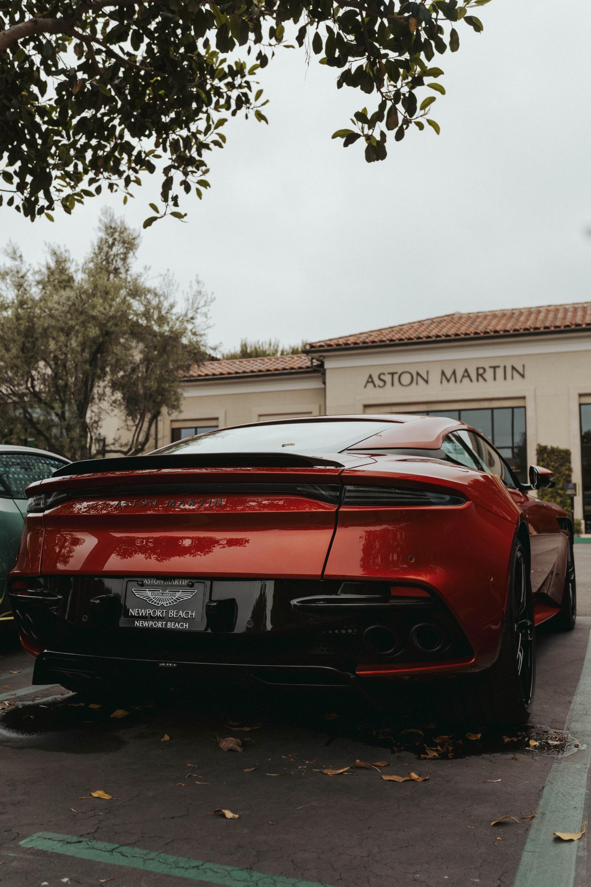 Aston Martin Windshield Replacement Arizona
