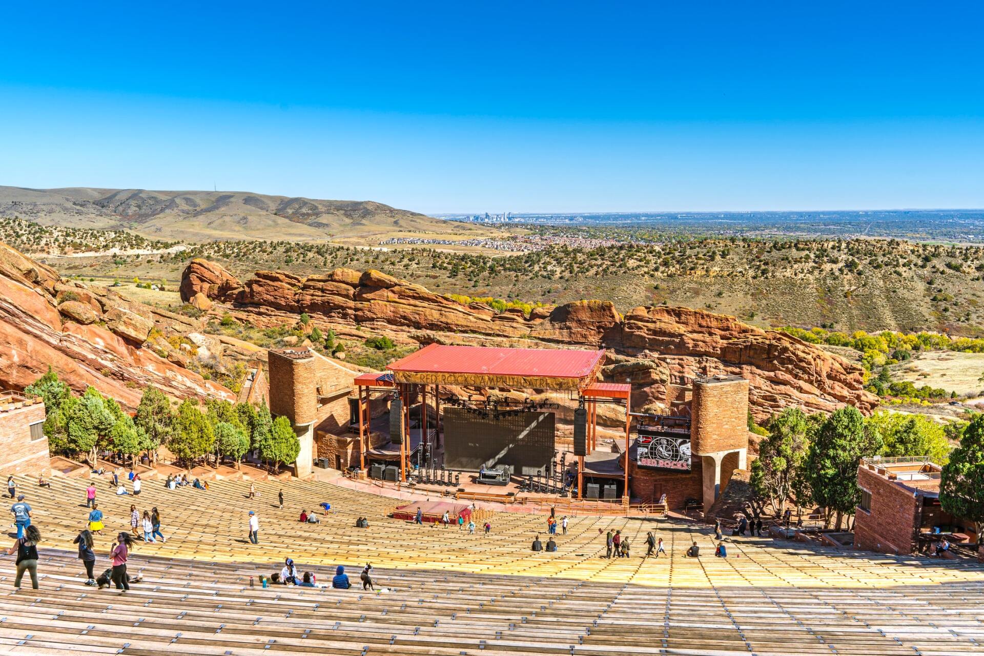 Red Rocks Amphitheatre using digital signage