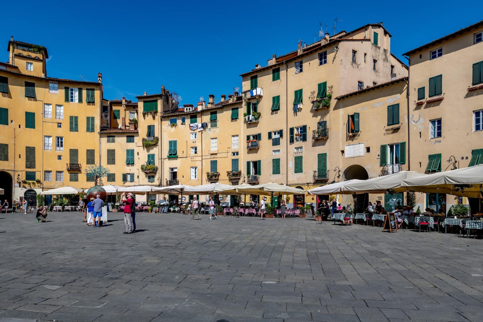 Piazza di Lucca