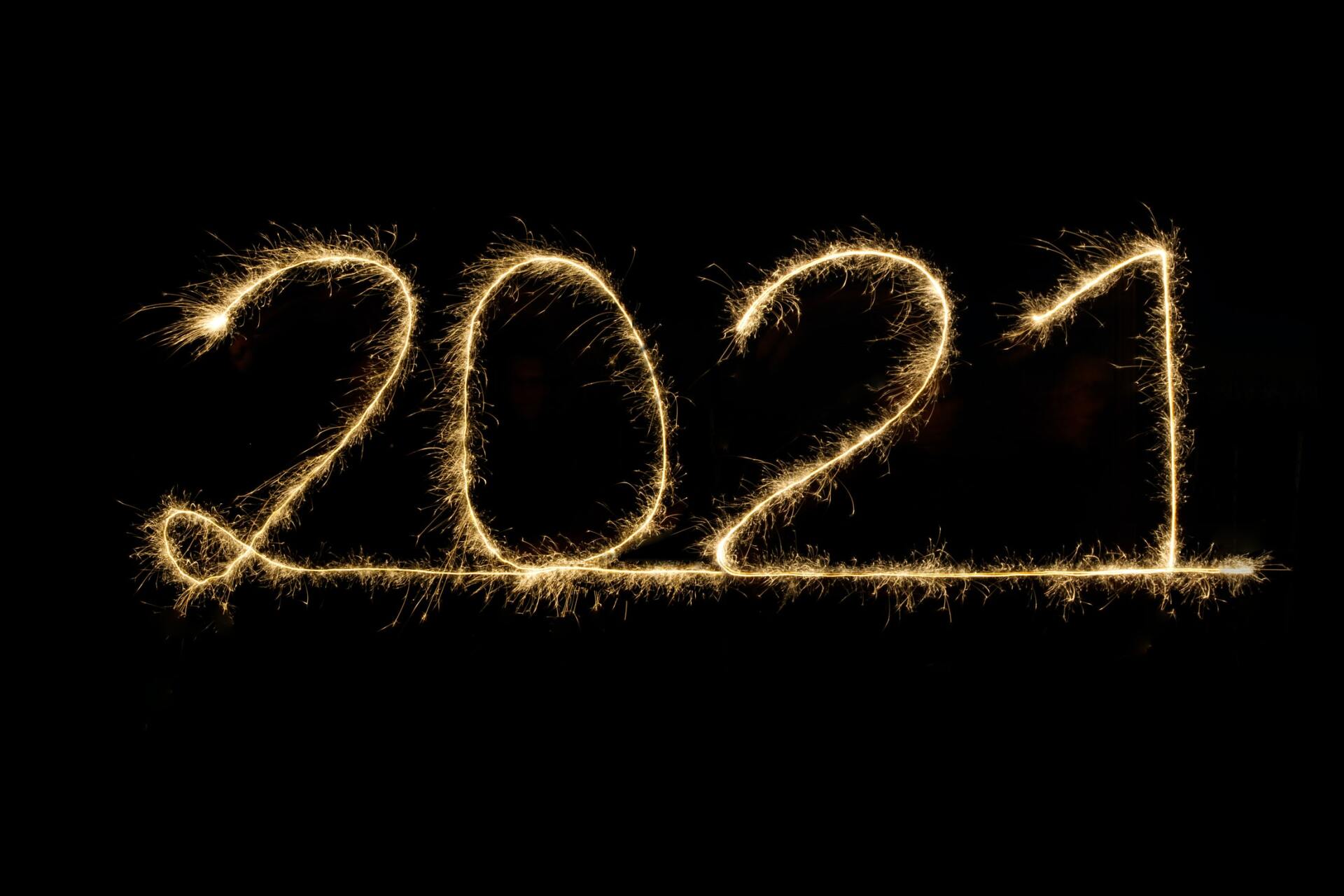 2021 written with sparklers