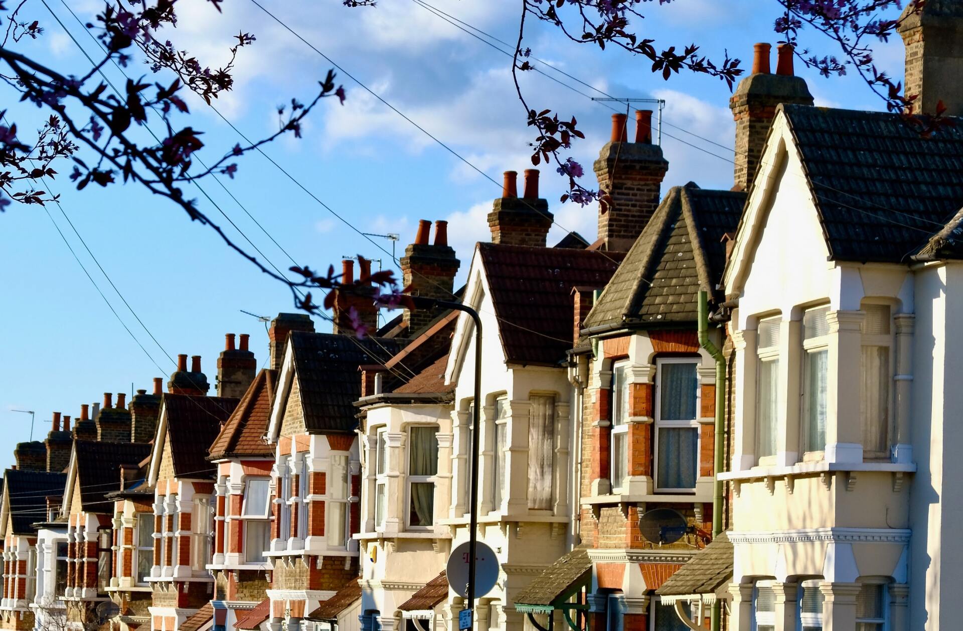 Picture of a row of houses in London