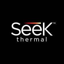 Le logo Seek Thermal est sur fond noir.